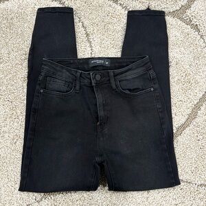 Black high waisted jeans